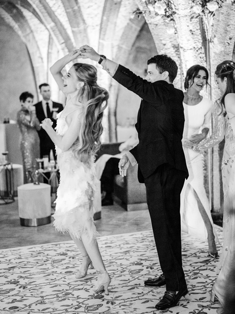 Villa Cimbrone wedding reception dancing